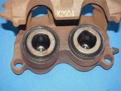 Ford F7TZ-2V120-AARM F7TZ2V120AARM Caliper NEW NOB