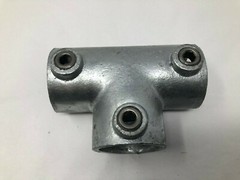 Grainger International 4NXT8 Three-Socket Tee Nominal Pipe Size 1-1/4″