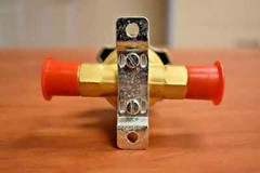 2PCS LOT- Danfoss 009G0127 Shut-off diaphragm valve, BML 10,Flare type,I/O-3/8in