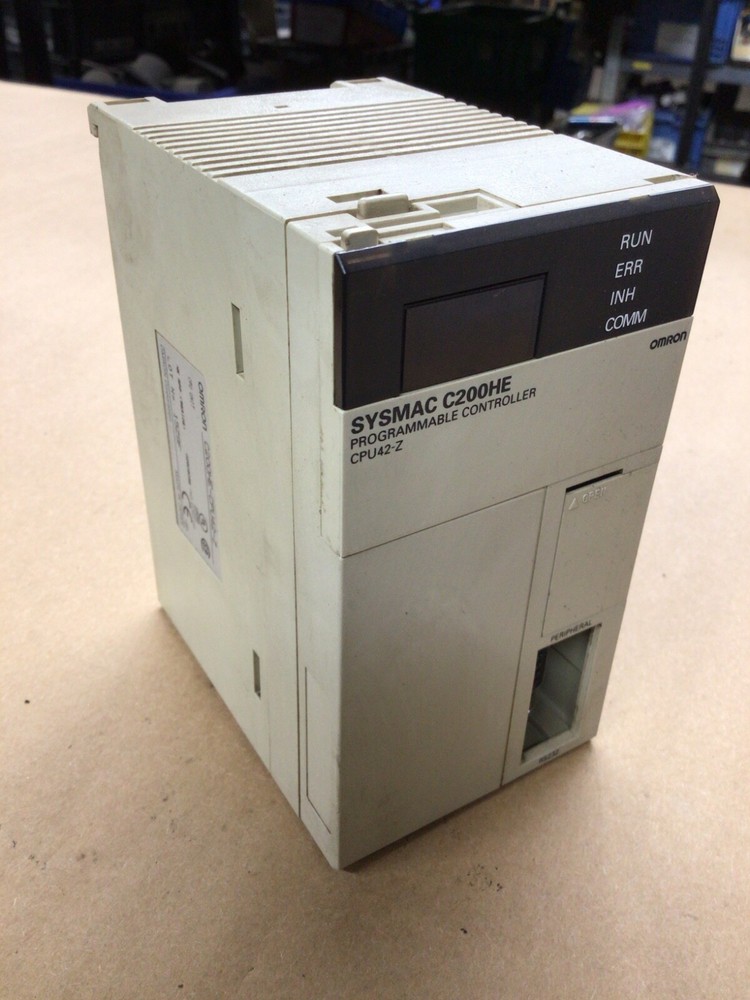 OMRON C200HE-CPU42-Z SYSMAC C200HE PROGRAMMABLE CONTROLLER #4054I143