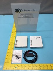 2 KEYENCE FS2-62 Photoelectric Sensor, 144170