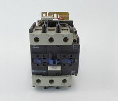 Telemecanique Schneider Electric LP1D8011 Contactor 3P 60HP 125A 480/600V