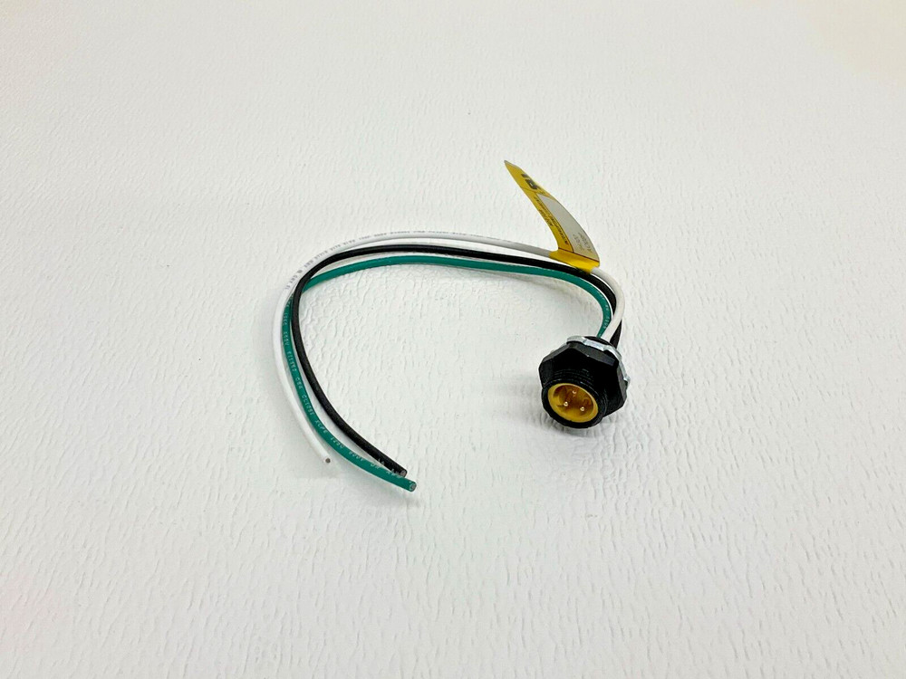 TPC 84300 Male Receptacle Connector AO08P 3-Pin New (VT)