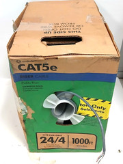 SOUTHWIRE 1000-FT 24 CAT 5E 4 RISER GRAY DATA CABLE PULL BOX COPPER INDOOR
