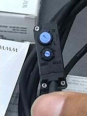 One KEYENCE/ PZ-G101N sensor new Welcome counteroffer