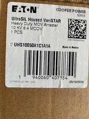 Eaton Cooper Power Ultrasil Housed Varistar HD arrester UHS10050A1C1A1A 10KV MOV