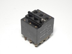 Heinemann AM336MG6 Circuit Breaker 0.5-3.5A 250VAC 3P 60Hz
