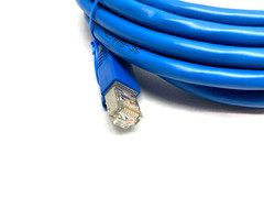 Eaton Tripp Lite NM12-6A4-05M-BL Right Angle M12 X-Coded to RJ45 Cable Cat6A