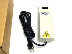 UVP Analytik Jena UVG-11 Compact Lightweight Shortwave UV Lamp 95-0016-14