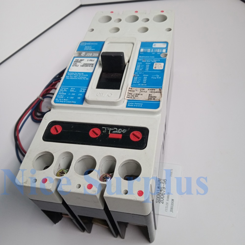 CUTLER HAMMER Circuit Breaker JDB3200W Used