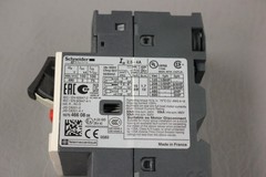 UNUSED SCHNEIDER ELECTRIC MOTOR CIRCUIT BREAKER CV2ME08