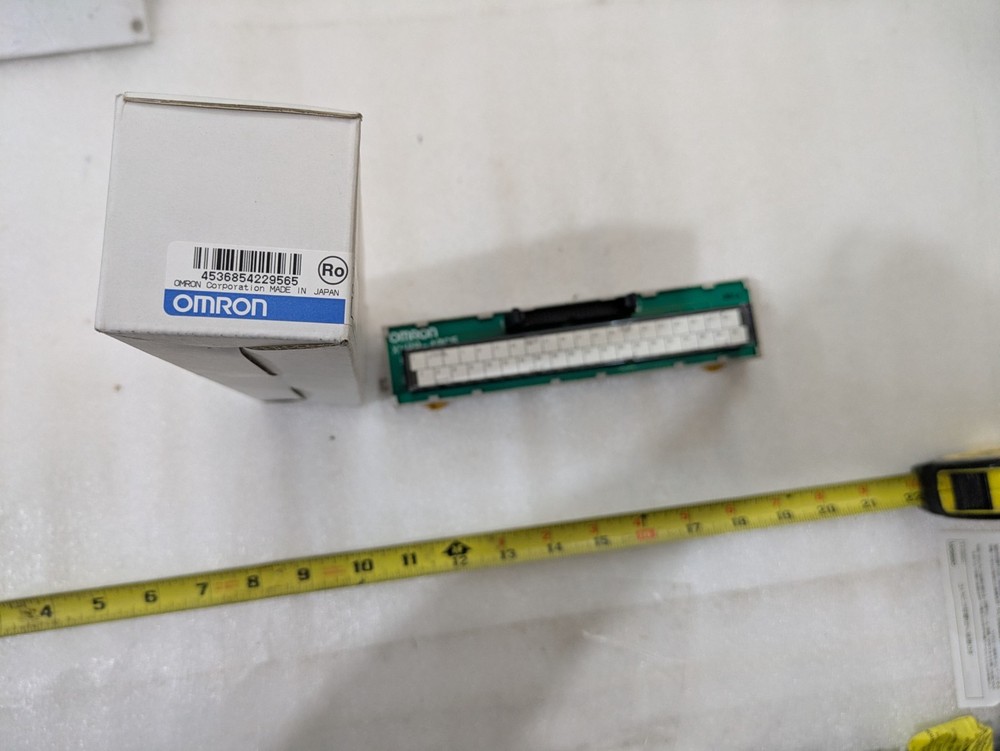 Omron XW2B-40G5 Interface Unit Terminal Block Automation PLC OEM Component Part