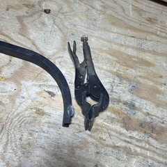 ERICO B265 Cable Clamp Assemblies B265 For Repair, see pictures.