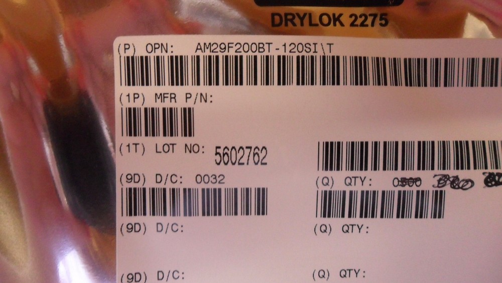 IC, AM29F200BT-120SI 2MbIT FLASH MEM 256K X 8 44-PIN SO ( 2 PER LOT)