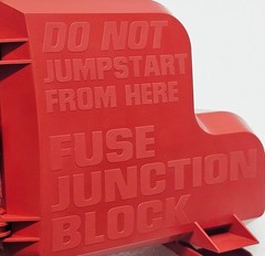 Freightliner A06-68746-002 Power Harness Fuse Junction Block Mega Box 3-Pos