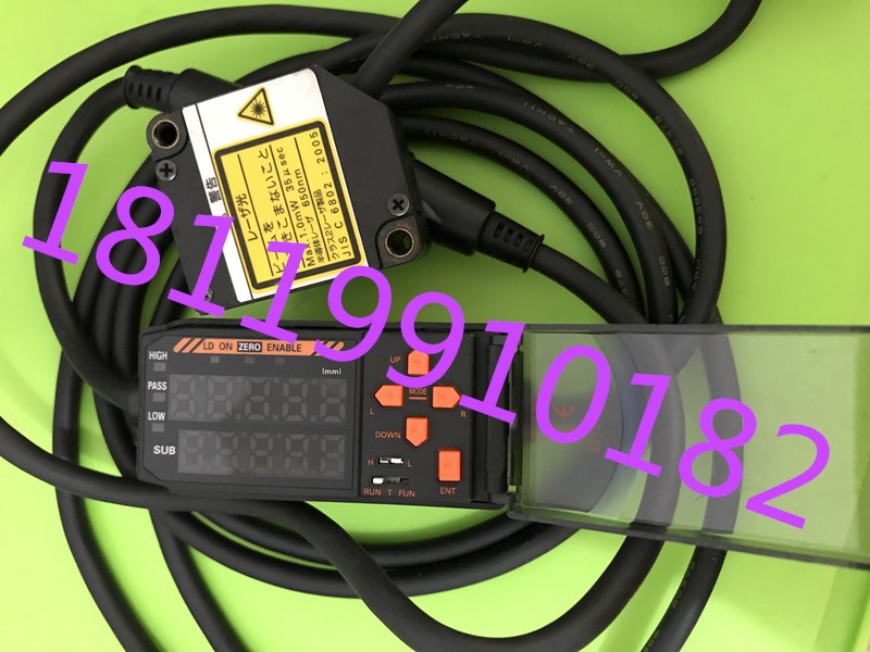 1PCS Used ZX-LD40 + ZX-LDA11-N displacement laser Sensor Tested