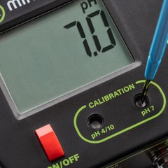 Milwaukee MC122 PRO pH Controller, USA 110V for Aquariums,