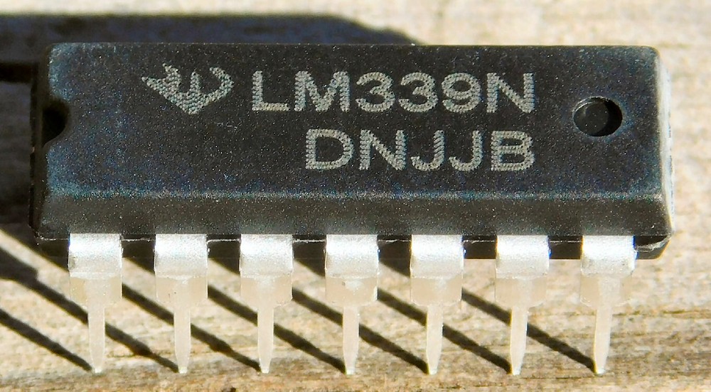 10 Pcs LM339N LM339 Low Power Quad Voltage Comparator IC ~ USA Shipping