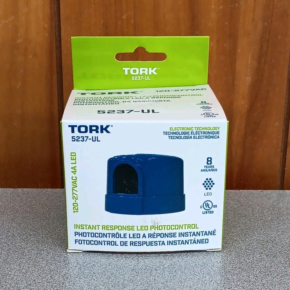 TORK 5237-UL Electronic Instant Response LED Photocontrol Turn-Lock 120-277V