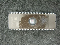 (Lot of 10) ST M27C2001-15F1 2 Mbit (256Kb x 8) UV EPROM