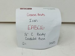 COOPER CROUSE-HINDS EABC16 CONDUIT OUTLET BOX WITH COVER 1/2″ Used