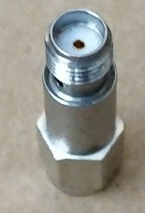 (1pc) Pasternack PE7005-40 40dB Fixed Attenuator, SMA(M-F) 2Watts, 18GHz, 50ohm