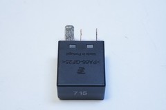 Lot of 5 TE V23074-A1002-A403 Automotive Relay & 5 Plug-In Socket & 20 Terminals