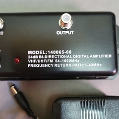Monster Cable Signal Amplifier 75 Ohm 1 Ghz, 60 Hz Black Carded