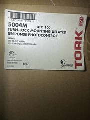 🔴(QTY 5) TORK 5004M Photocontrol 208-277V Dusk to Dawn Twist Lock Outdoor‼️