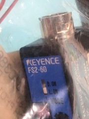 KEYENCE FS2-60 SENSOR LEVEL AMP WATER TRACK, 190406