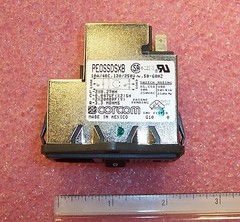 QTY (1) PEOSSDSXB CORCOM AC POWER ENTRY MODULE W/ ON/OFF ROCKER PE0SSDSXB NOS