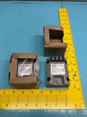 2 Bently Nevada 124534-01 Custom Proximitor, 177815
