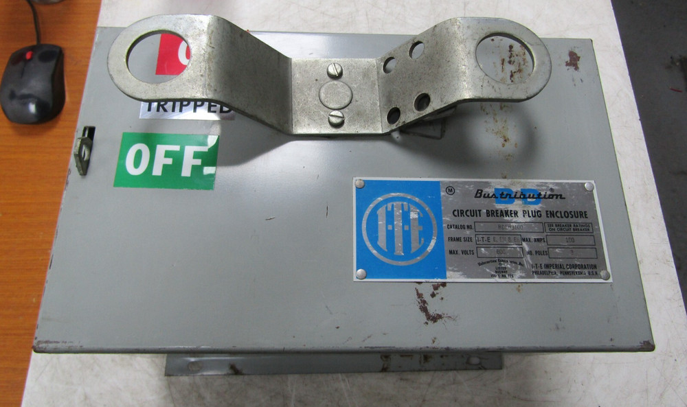 💥I-T-E 100 AMP CIRCUIT BREAKER PLUG ENCLOSURE 3 POLE 600 VAC BDEH3100