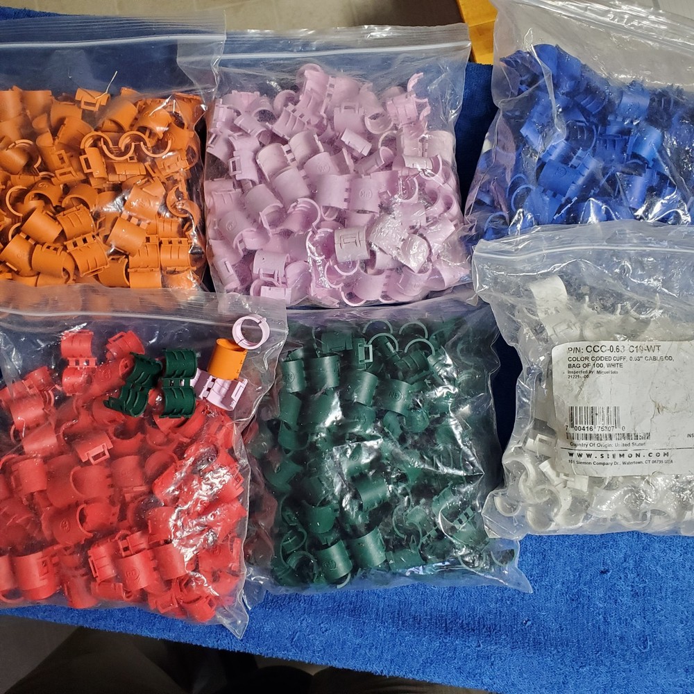 Color Code Cuffs for .63″ OD Cable CCC-0.63-C10 Siemon 100pk 1/2 Coax Clips