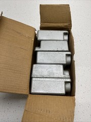 (Lot of 5) FS2 Crouse-Hinds Single Gang Box Conduit Outlet 3/4″