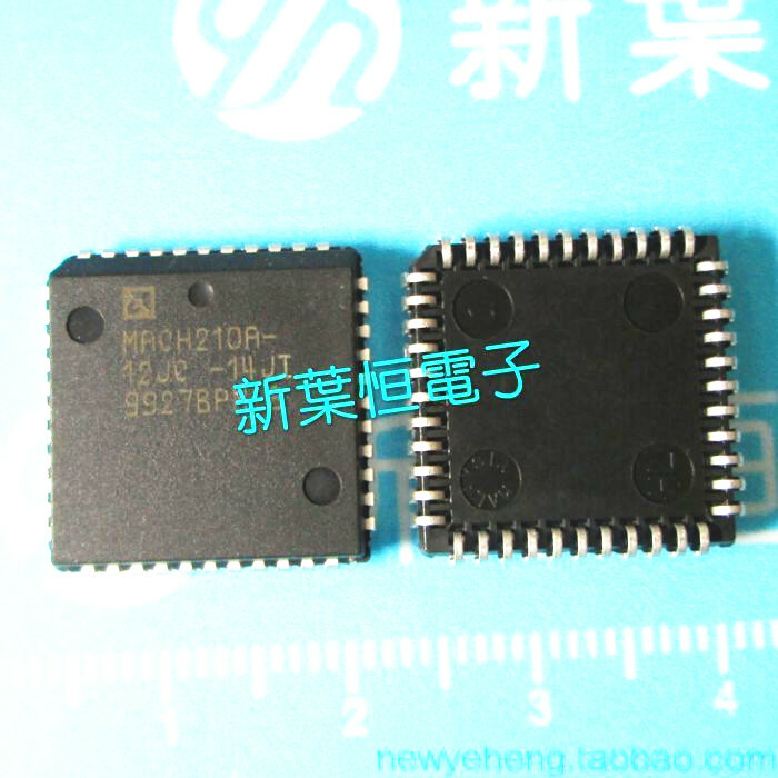 1X MACH210A-10JC-12JI IC PLCC44