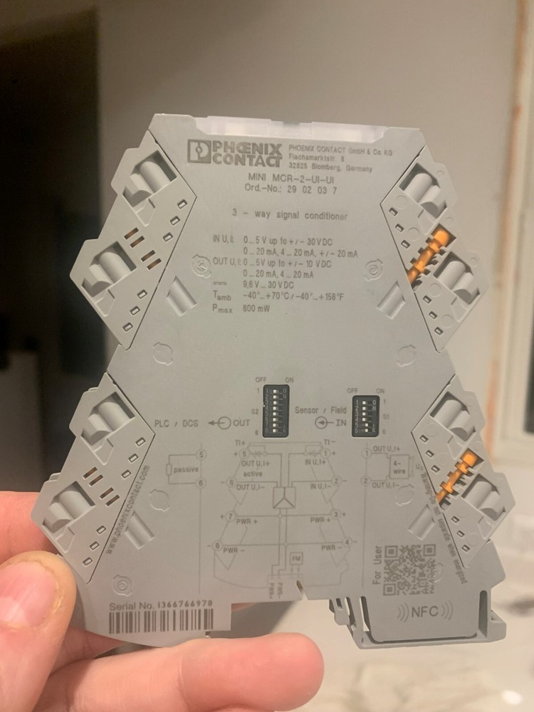 Phoenix Contact MCR-2-UI-UI Signal Conditioner NEW Not in Any Box