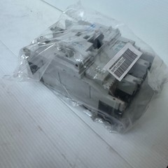 Terasaki TemBreak2 S160-NJ 3 pole 160A Circuit Breaker MCB 800VAC
