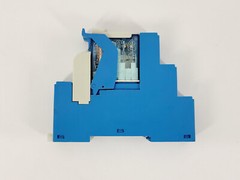 Finder 97.01 Relay Socket w/ 99.02.9.024.99 LED, 46.61.9.024.0040 24VDC Relay