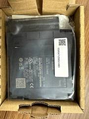 1PCS R60DAV8 MITSUBISHI BRAND NEW IN ORIGINAL BOX