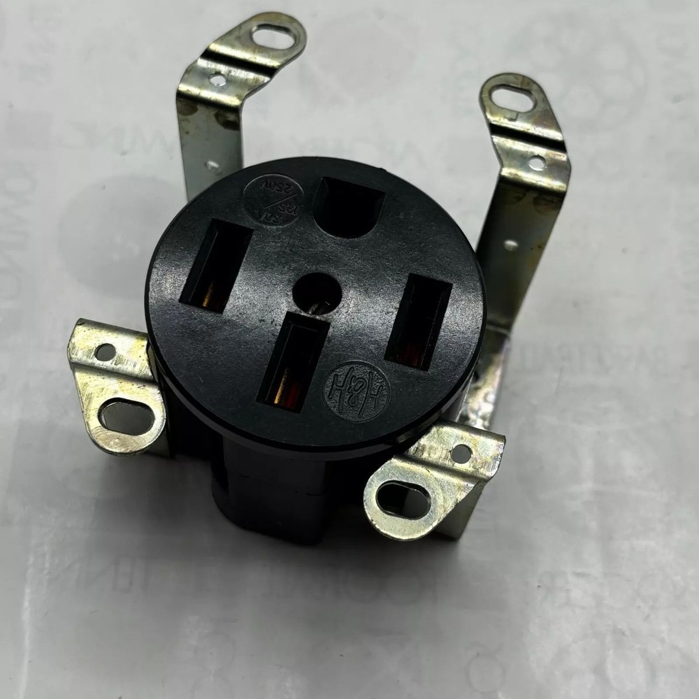 Arrow Hart 5754, Grade 3-Pole 4-Wire 50A 125/250V POWER Outlet, 1 pc