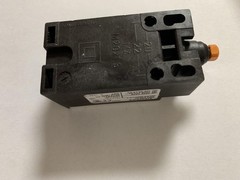 1PCS 3SE2200-1C Limit switch NEW SIEMENS