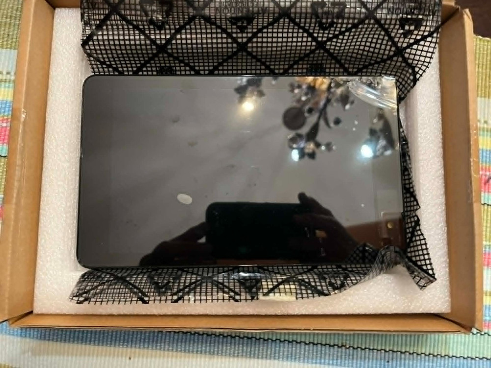 NEW Touch Screen LCD WXGA LED for Dell 8 inch tablet, P/N Y3J89, free shipping