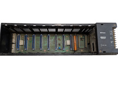 GE FANUC IC610CHS130A RACK W/POWER SUPPLY