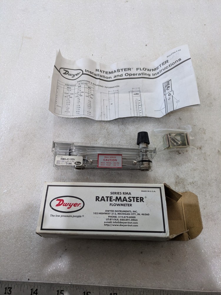 DWYER RMA-42-SSV FLOW METER