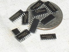 12 FAIRCHILD 74123 DM74LS123M DUAL RETRIGGERABLE ONE SHOT MULTIVIBRATOR 16-SOIC