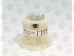 HUBBELL HBL2716 / HBL2716 (NEW IN BOX)