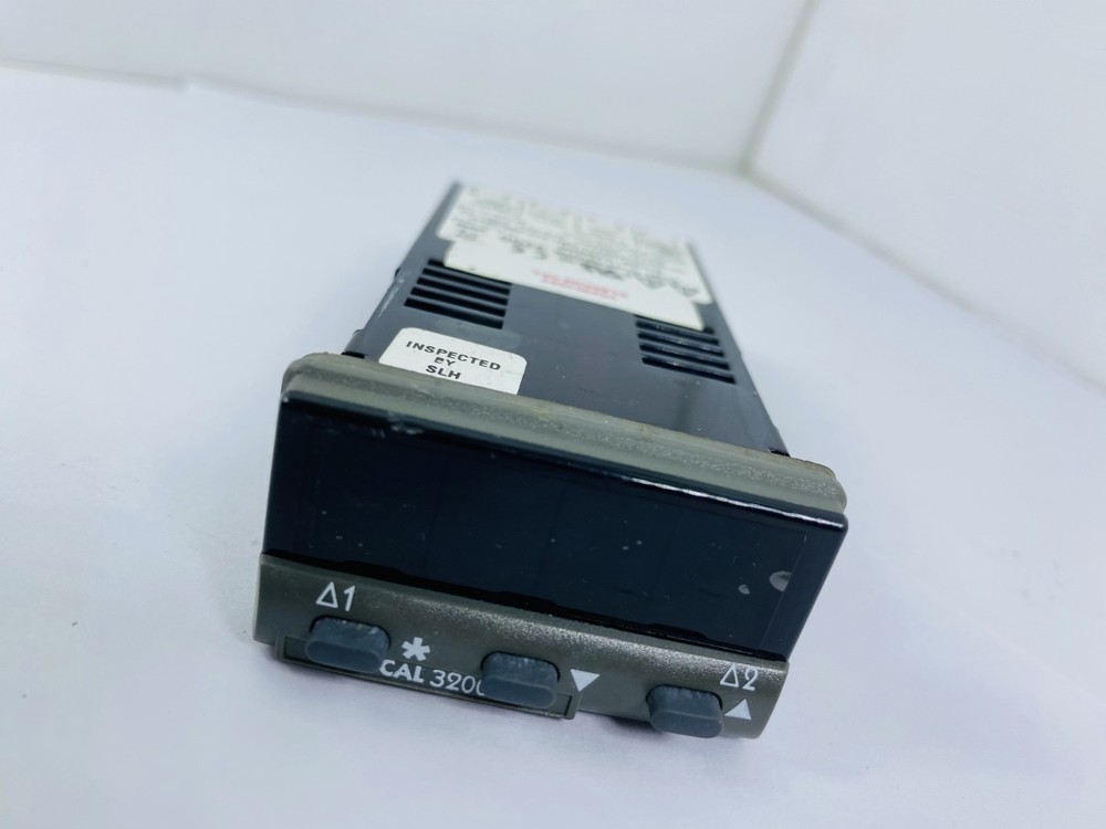 Cal Controls 3200 PID Temperature Controller