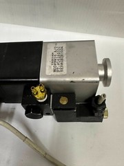 Agilent Varian NW16 A/O Pneumatic Vacuum Valve Block L6282331 PS1-E 24 Actuator