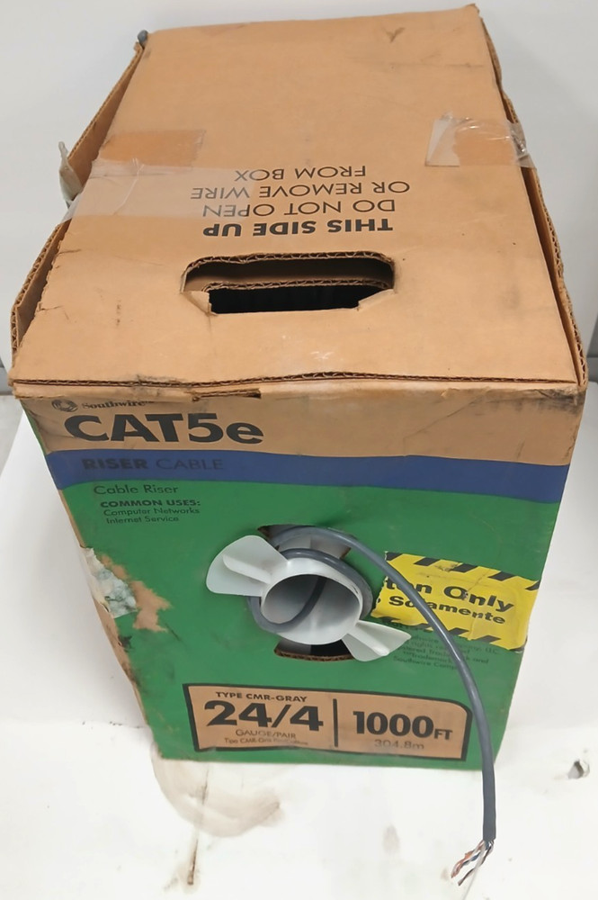 SOUTHWIRE 1000-FT 24 CAT 5E 4 RISER GRAY DATA CABLE PULL BOX COPPER INDOOR